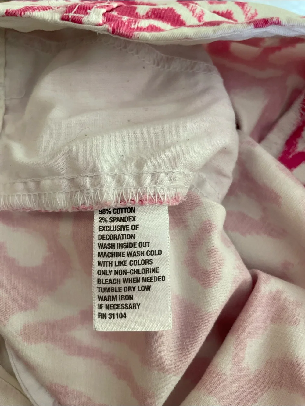 Crown & Ivy Pink and White Patterned Casual Shorts Front & Back Pockets Size 16W